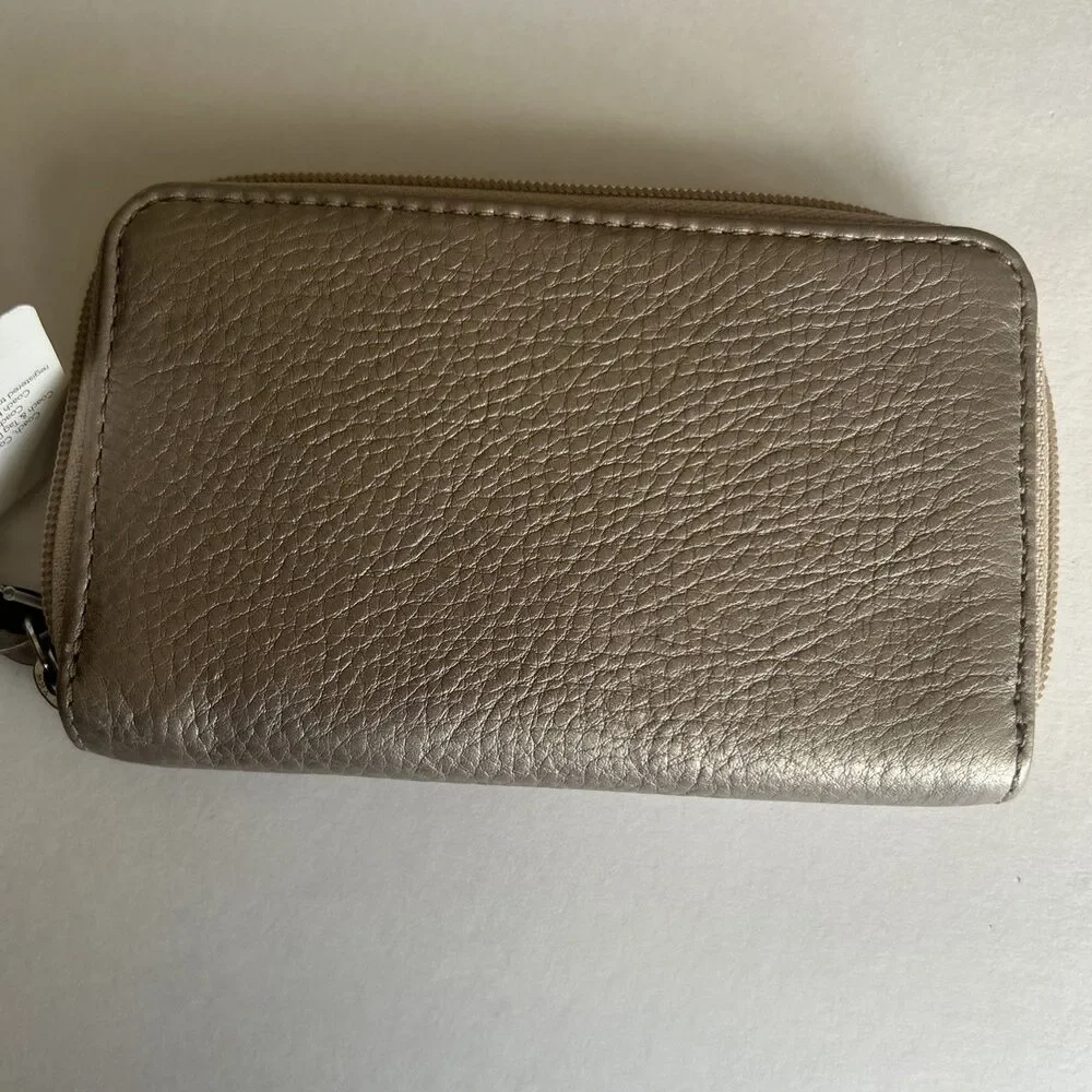 Coach Madison Champagne 61970 Wristlet Purse Purple Interior NWT